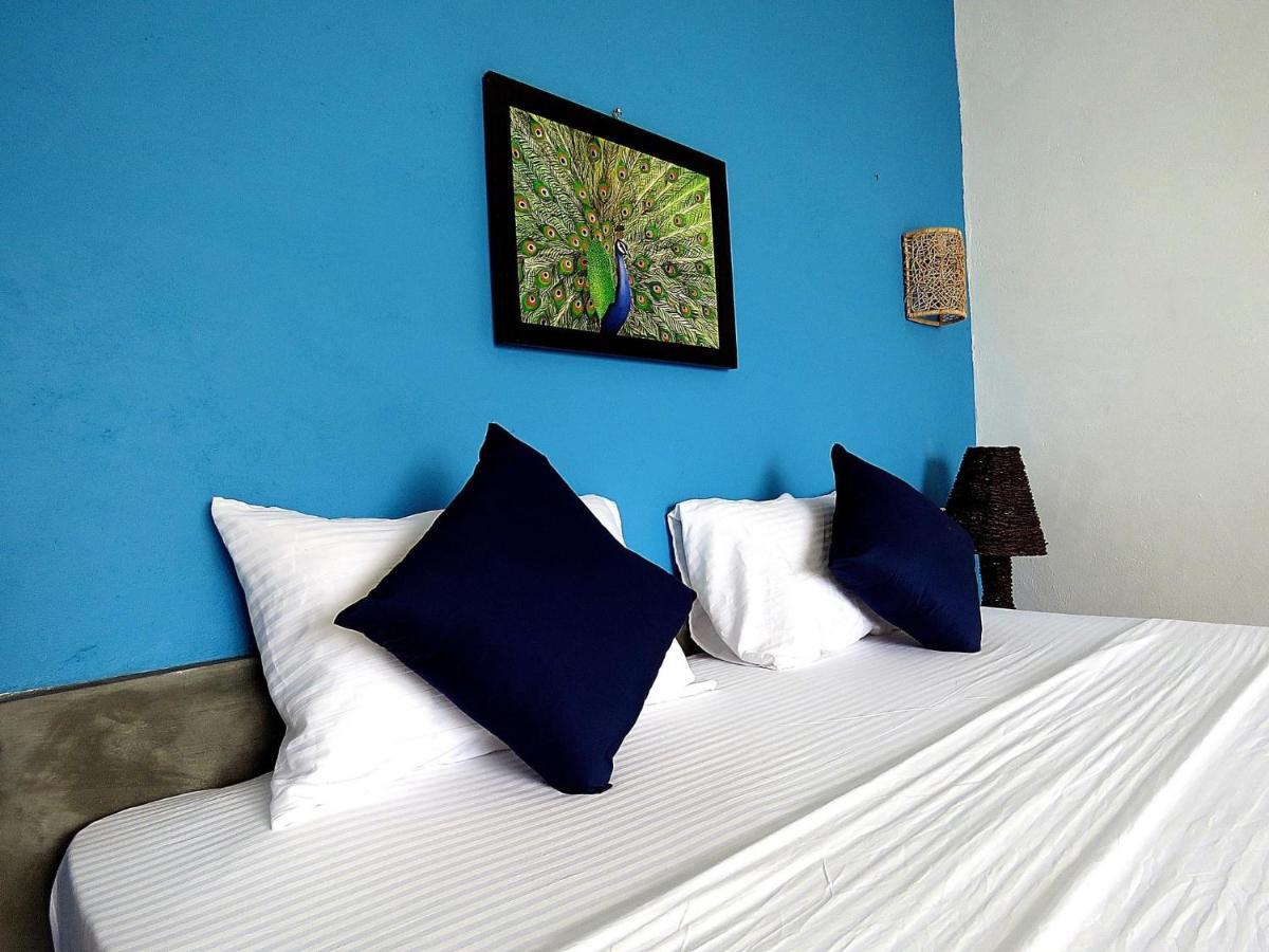 H&C Heaven Beach Hotel Unawatuna Buitenkant foto